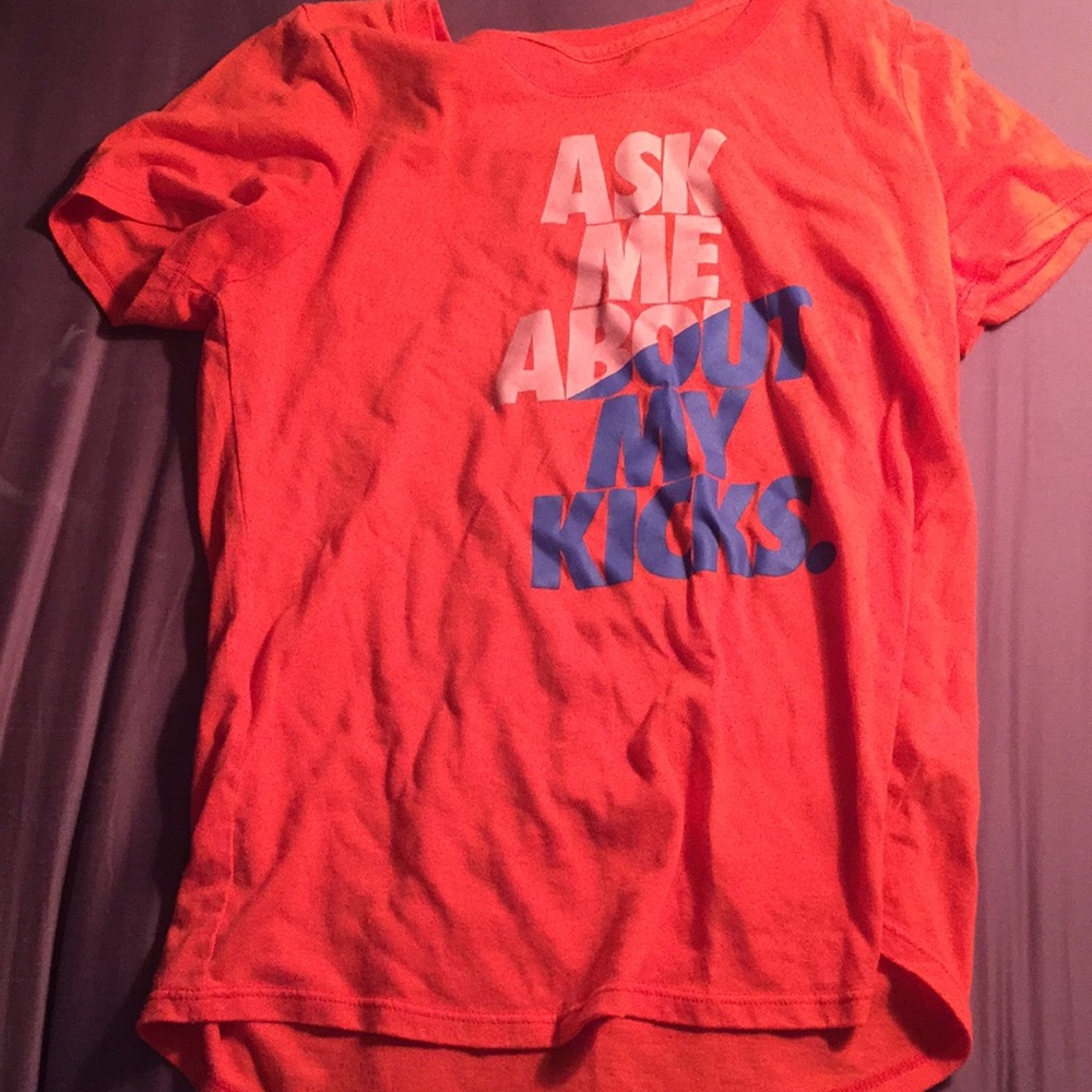 Nike girls tee